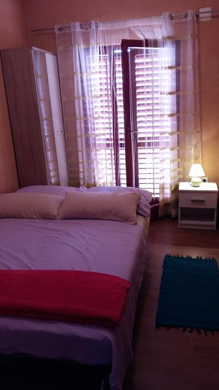 Apartments Ema วีร์ ภายนอก รูปภาพ